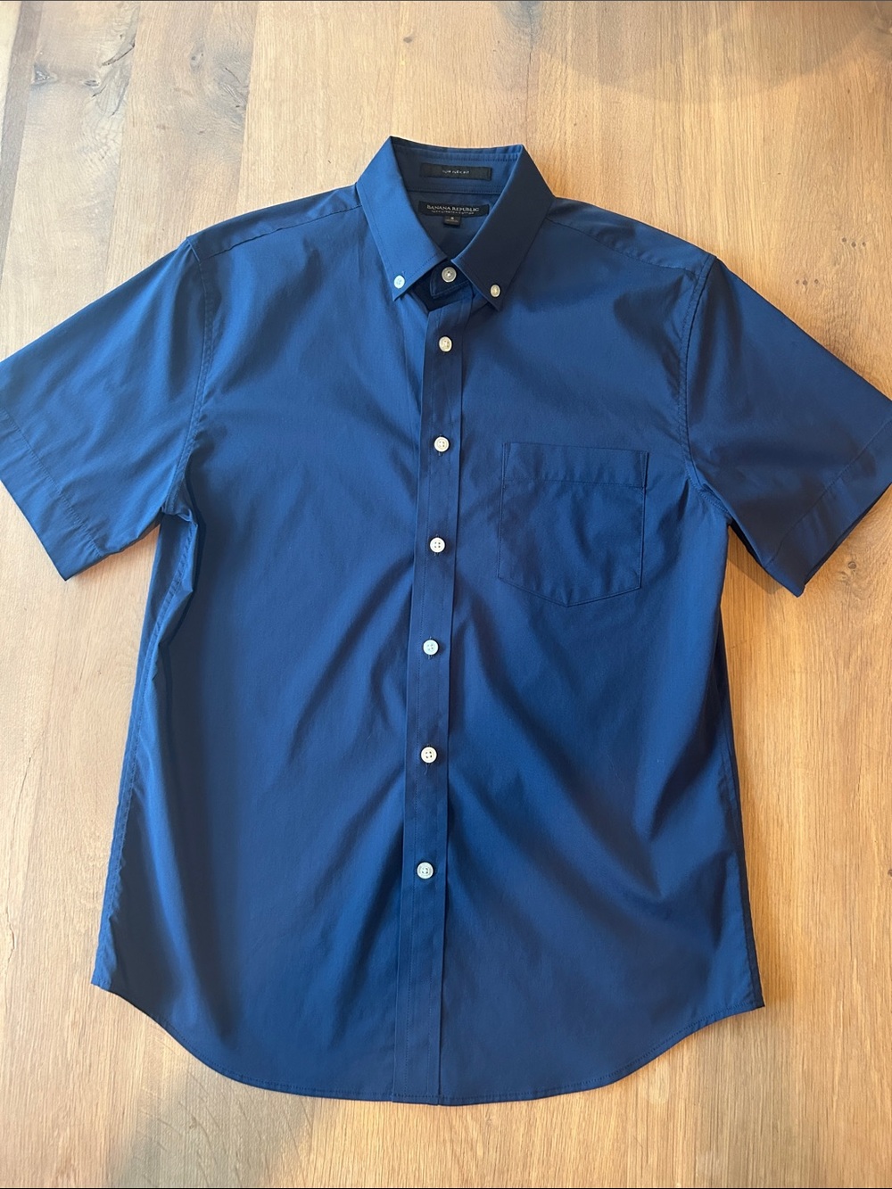 Mens Banana Republic Deep Navy Short-Sleeve Button-Down Shirt- NWOT